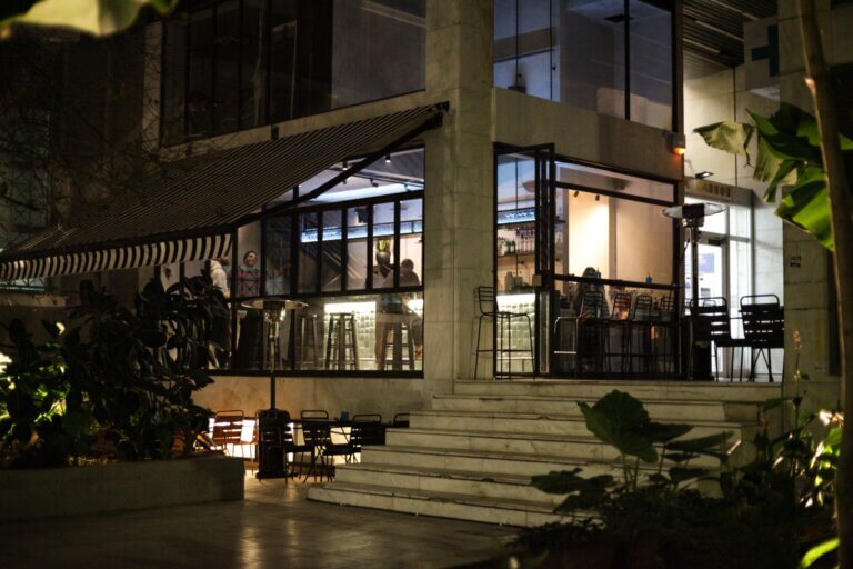 273720607 104014435544269 6754546905416898419 n 768x512