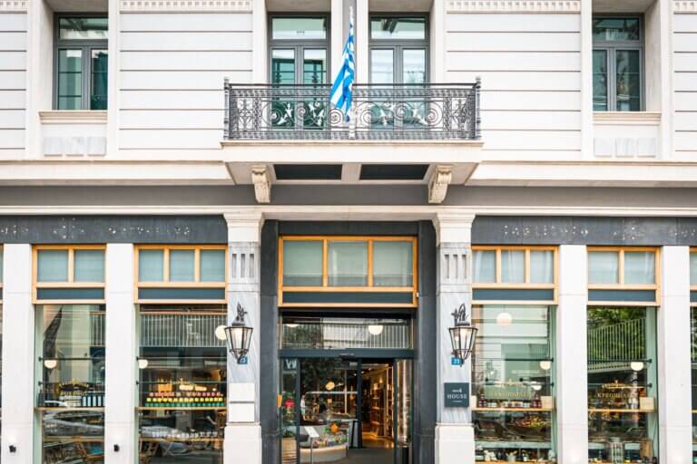 273723540 1330841500674862 8528678622130801682 n 1 768x512