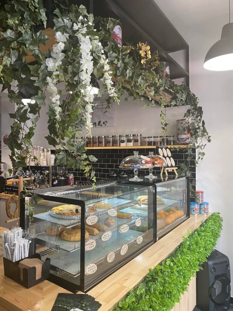 285138800 101893085882951 511114059919826172 n 768x1024