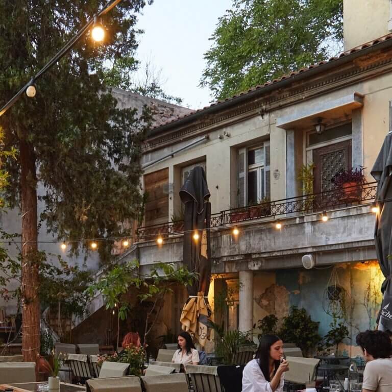 306617861 1790456644622444 1331988186113100850 n 768x768