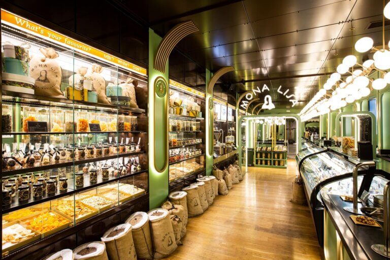 384193637 689878059863509 8722786705982791717 n 1 768x512