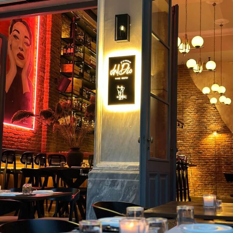 406397970 122144303972026479 8893611230509728507 n 768x768