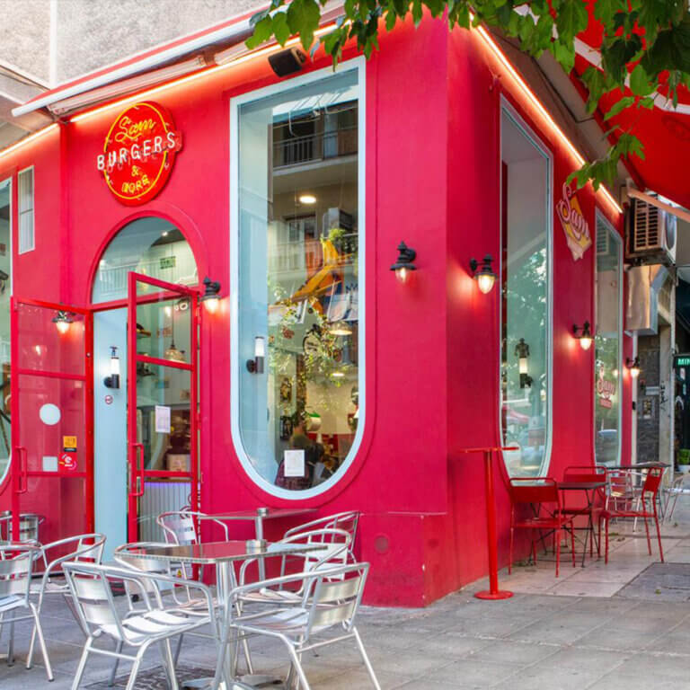 452863200 1017684173694952 3396126034661604284 n 768x768