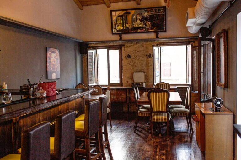 105556958 183199106485533 7726308305739288381 n 768x512