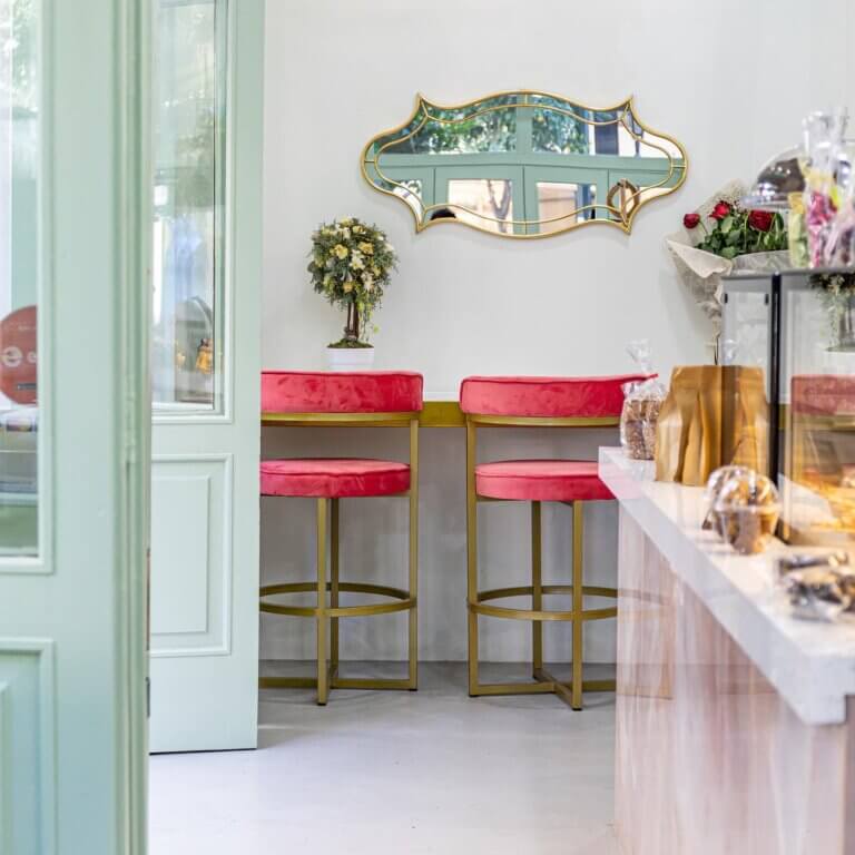 285371672 175102654953166 6880653487826055888 n 768x768