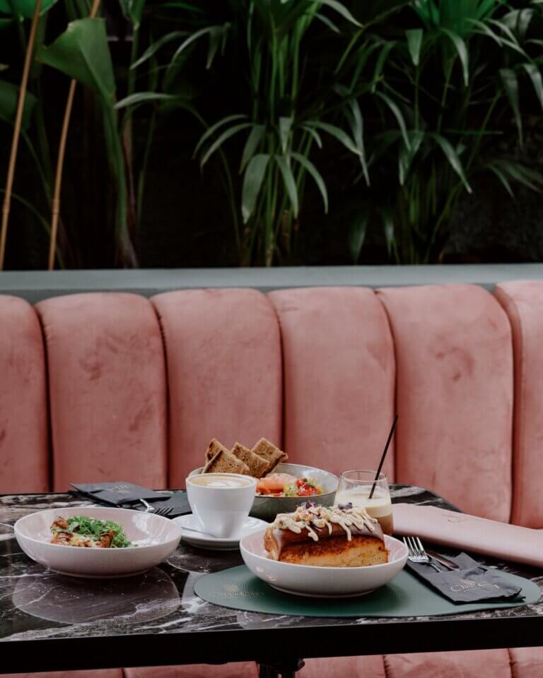 354243337 151217854636327 2092604465989250208 n 768x960