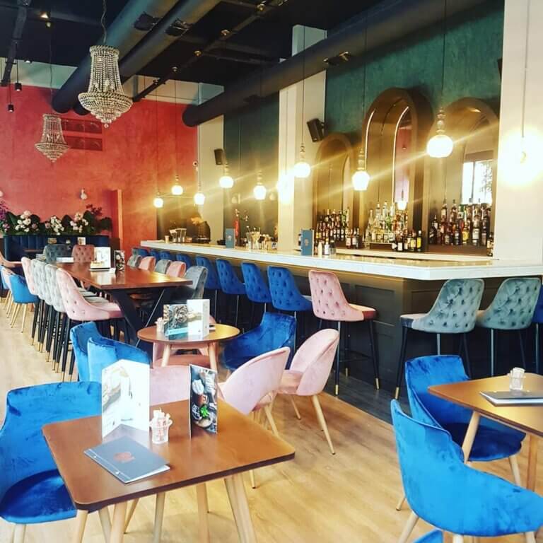 358704894 751382336998810 2996966057317589539 n 768x768