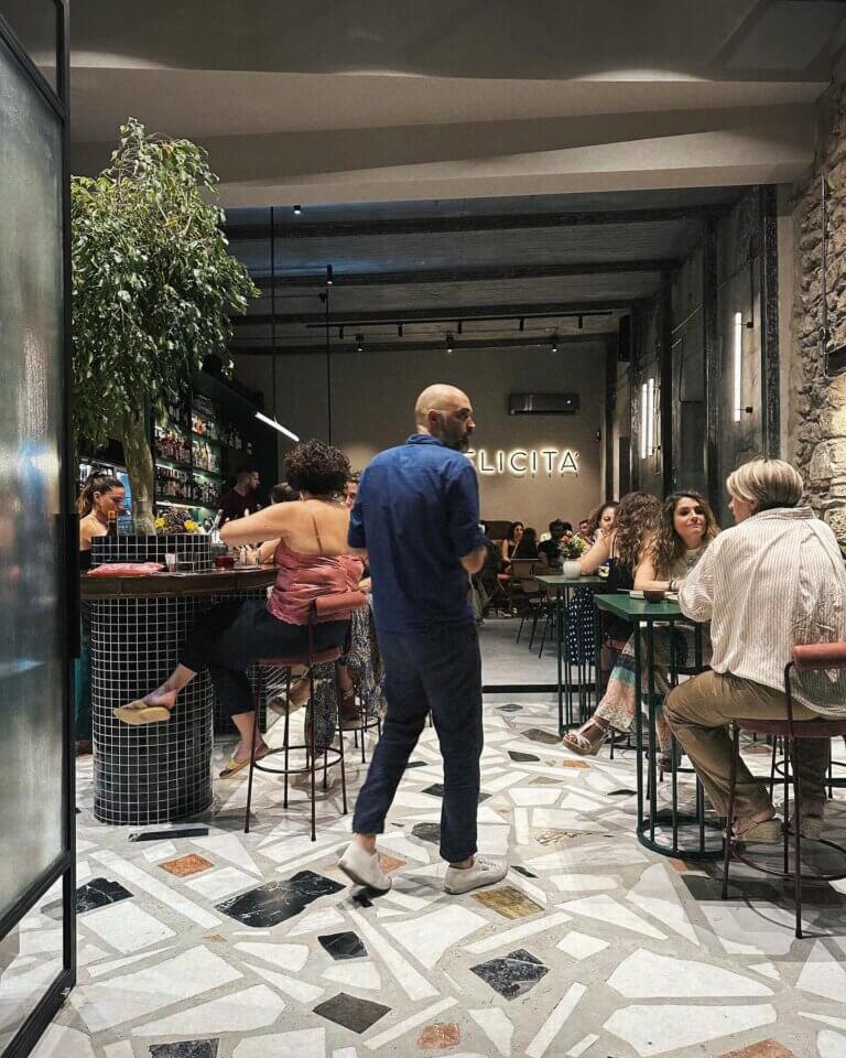 359744962 148584291583067 1888995438967382522 n 768x960