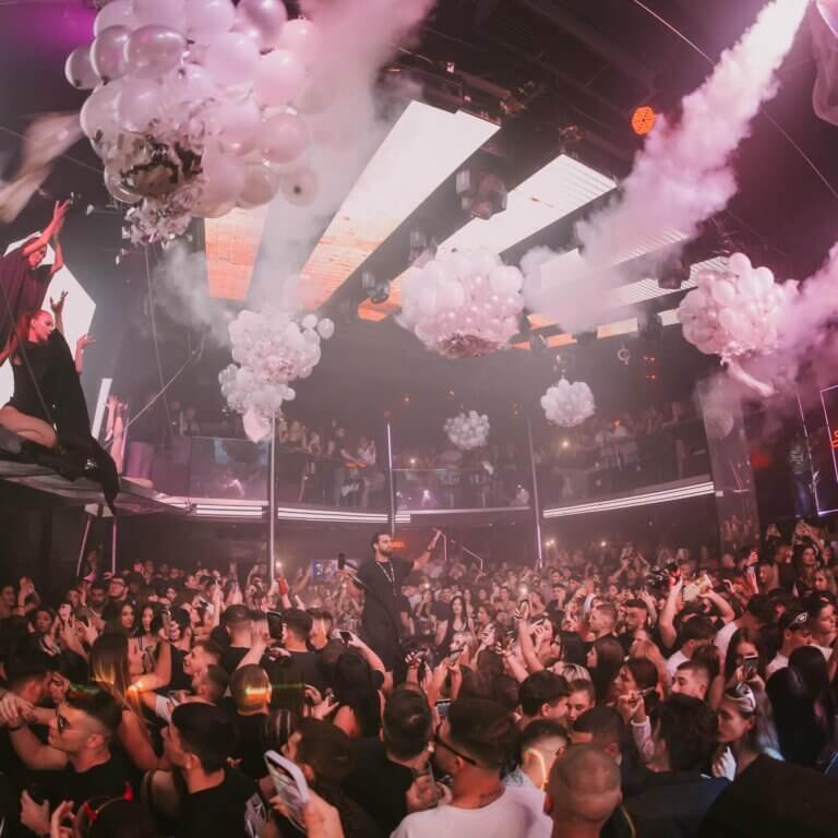 396722609 18295099642131483 3111767705800652450 n 768x768