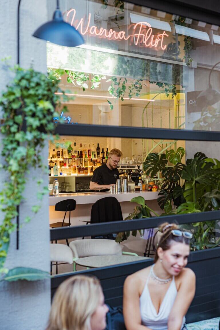 400150260 352789833940805 8155006601579332457 n 768x1152