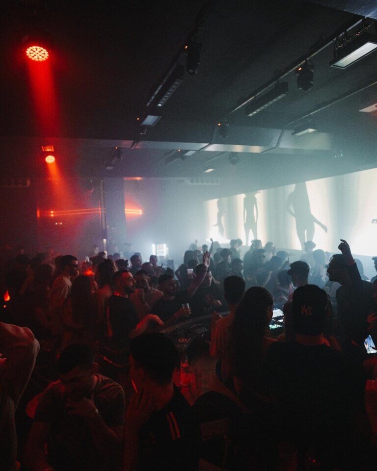 404295560 18244173355215506 939574475844336976 n 768x960