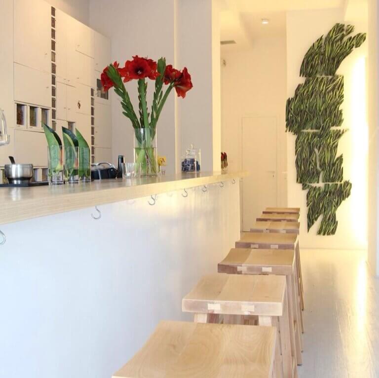 524537 675079785889584 574942121 n 768x766