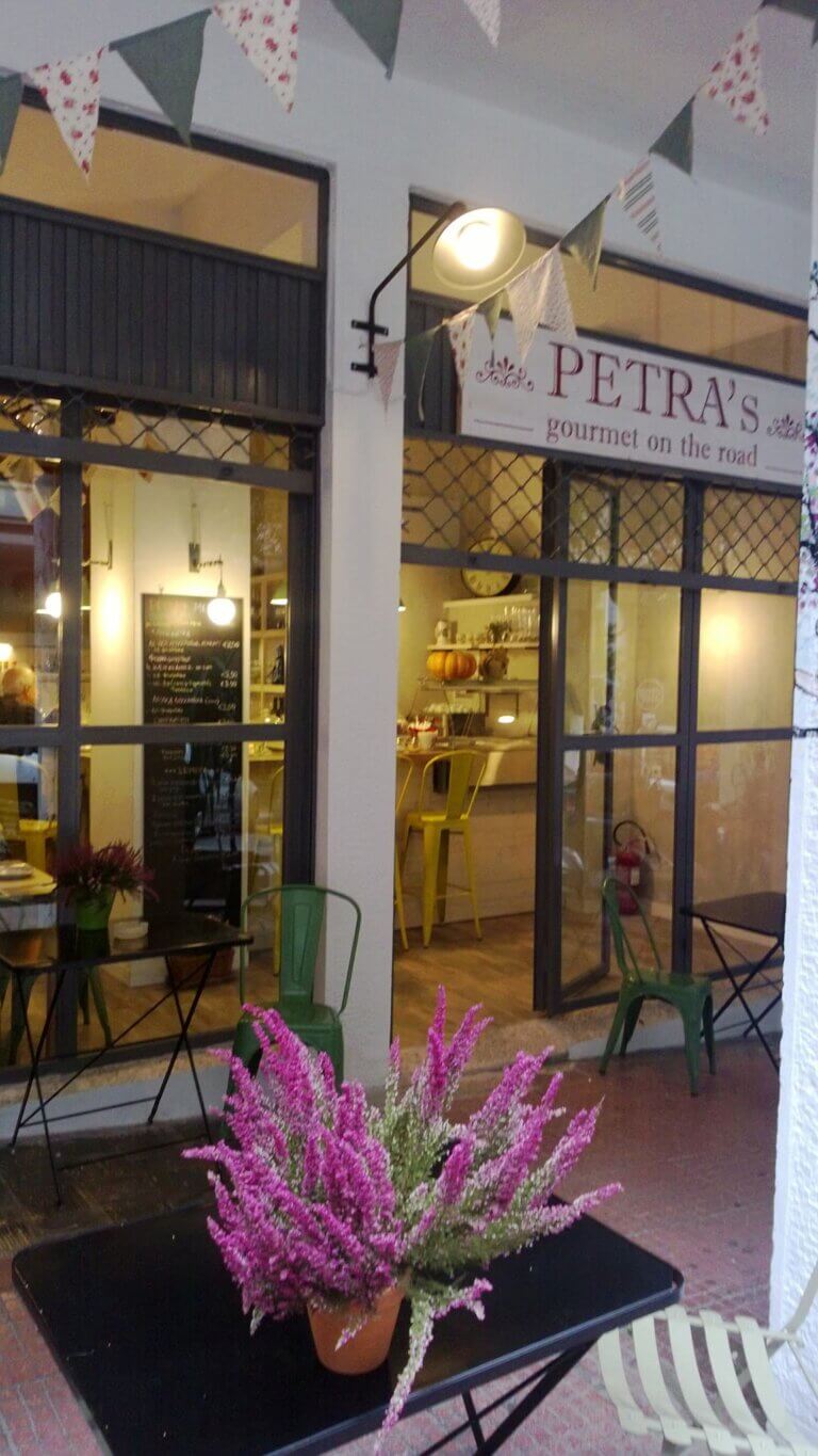 298572574 501909421935642 2130209391660378070 n 768x1365