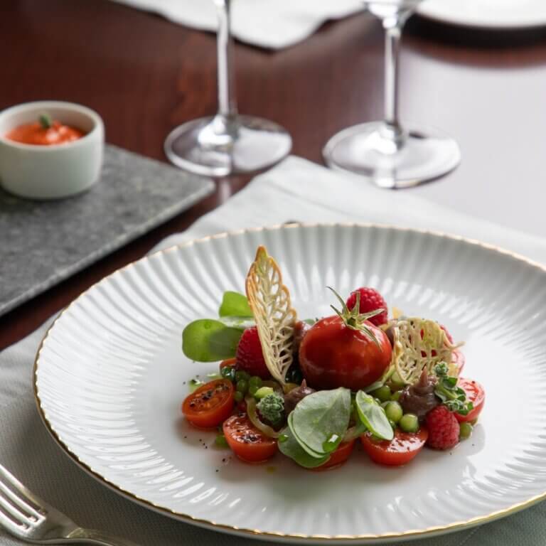 444833746 858072156351389 6033677964110248403 n 768x768