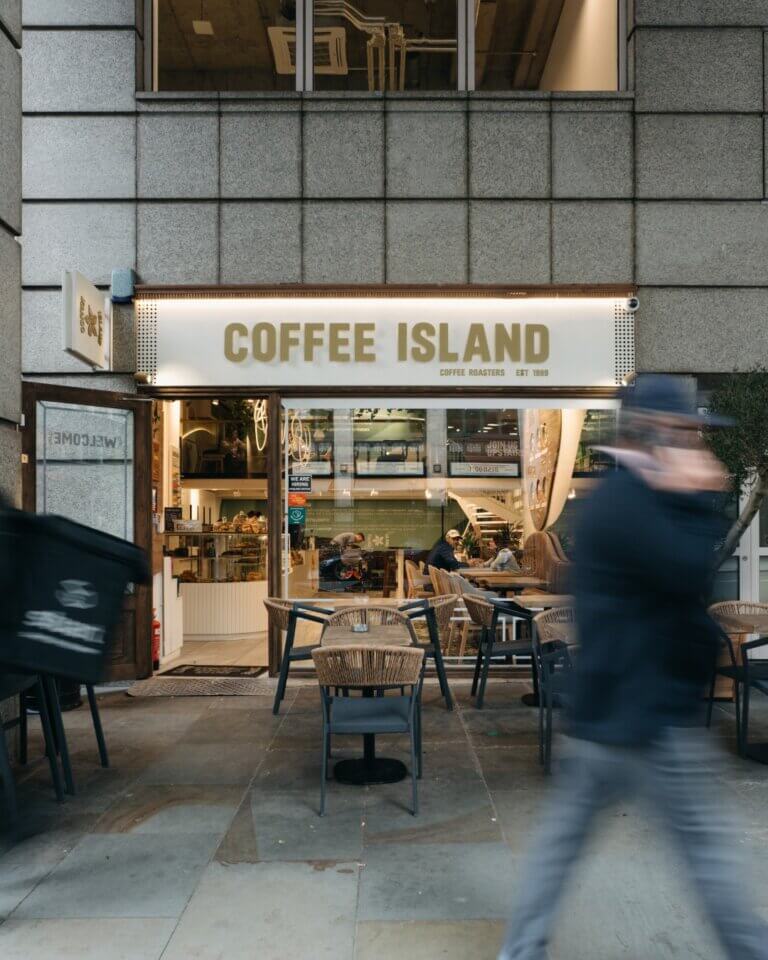 449924309 571478058779335 1431516959035205593 n 768x960