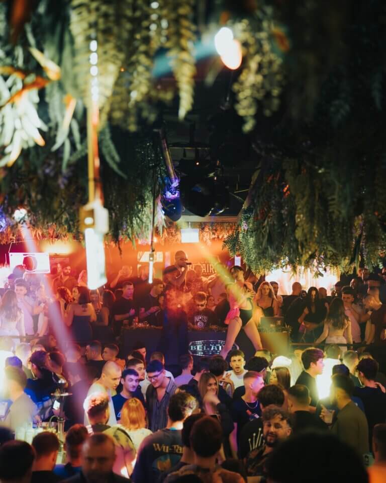 404273852 17946314171685769 3379330256105992542 n 768x960