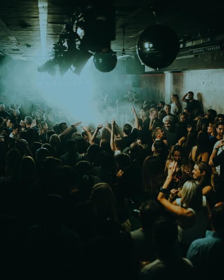 438865502 17922254399902780 4787506289252514769 n 768x960